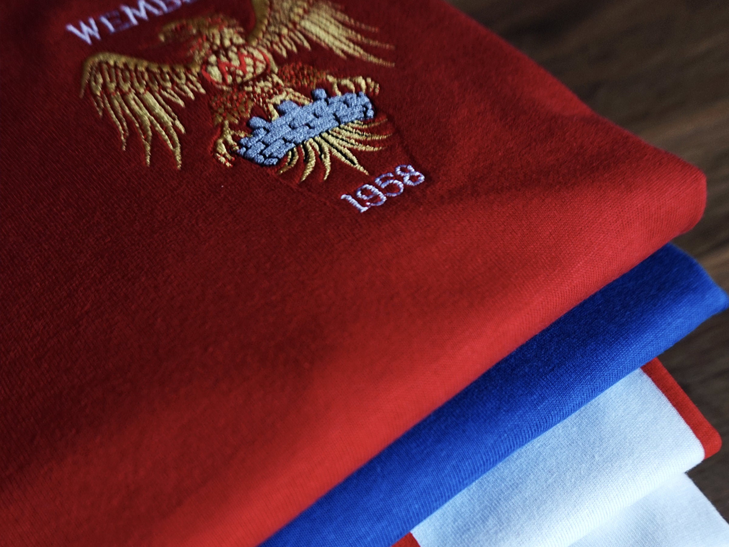 The home of Old School Football design | Shop retro football